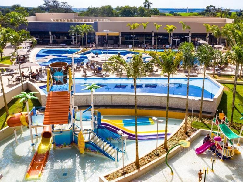 Solar Das Aguas Park Resort - Proximo Ao Thermas Dos Laranjais Олимпия Экстерьер фото